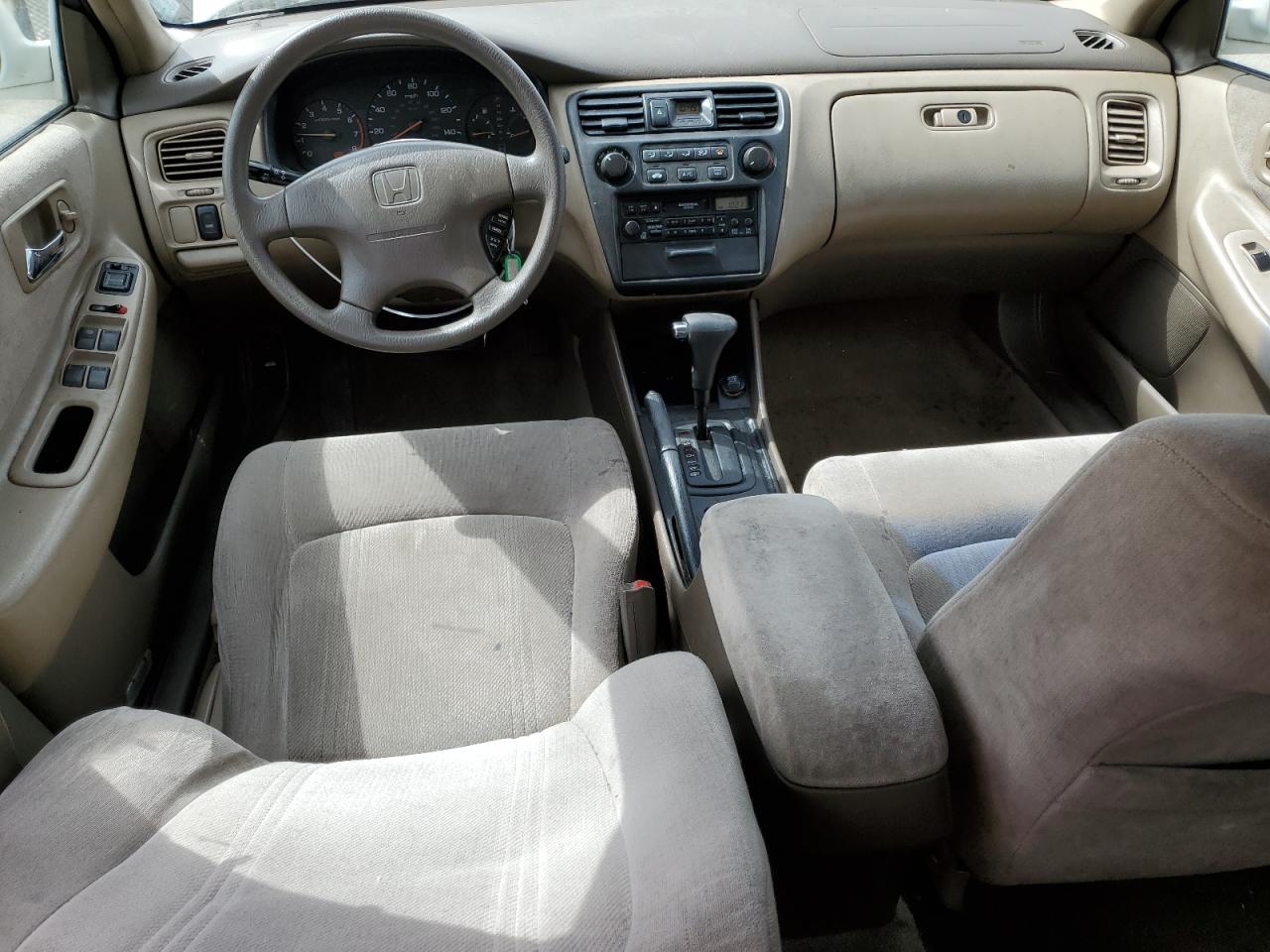 JHMCG5642YC002681 2000 Honda Accord Lx