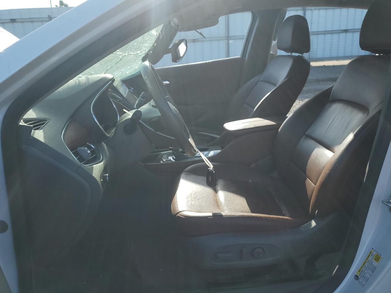 1G1ZE5ST7HF104886 2017 Chevrolet Malibu Lt