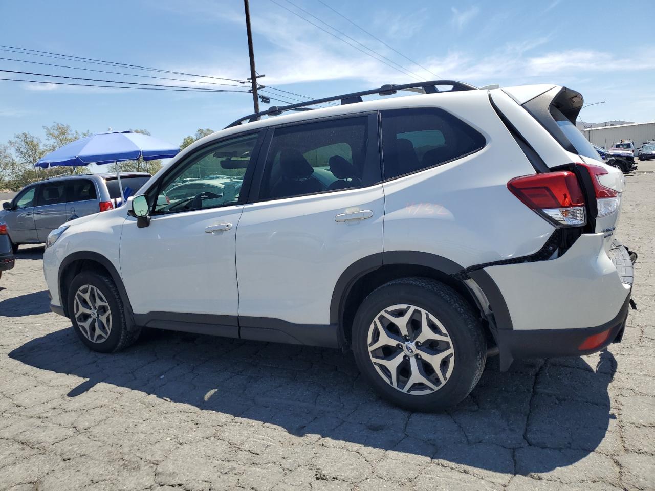 2022 Subaru Forester Premium vin: JF2SKAEC3NH448366