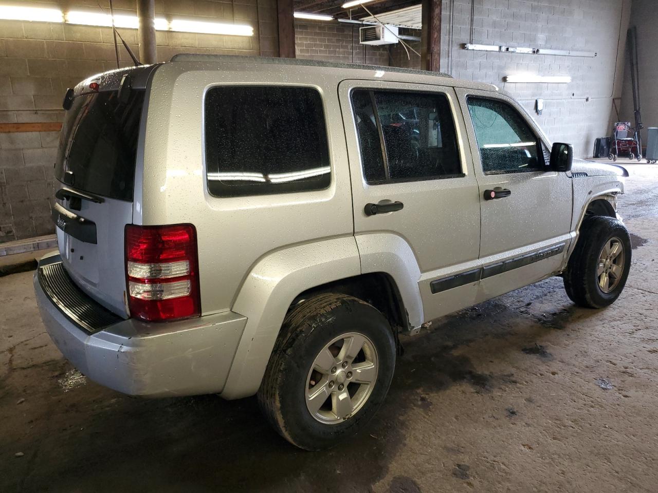 1J4PN2GK4BW518206 2011 Jeep Liberty Sport