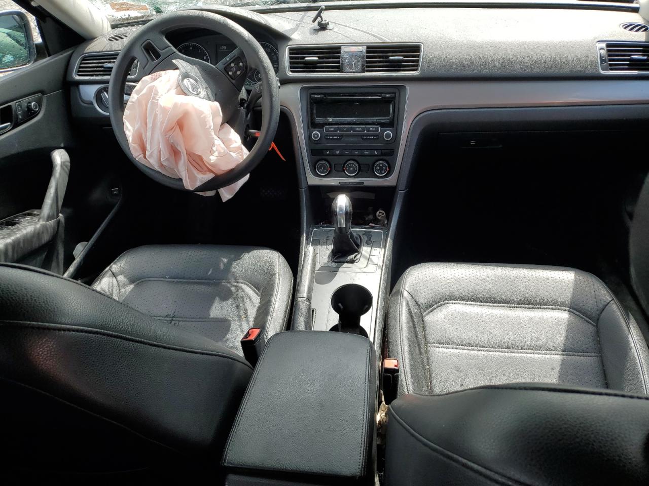 1VWAP7A30DC132596 2013 Volkswagen Passat S