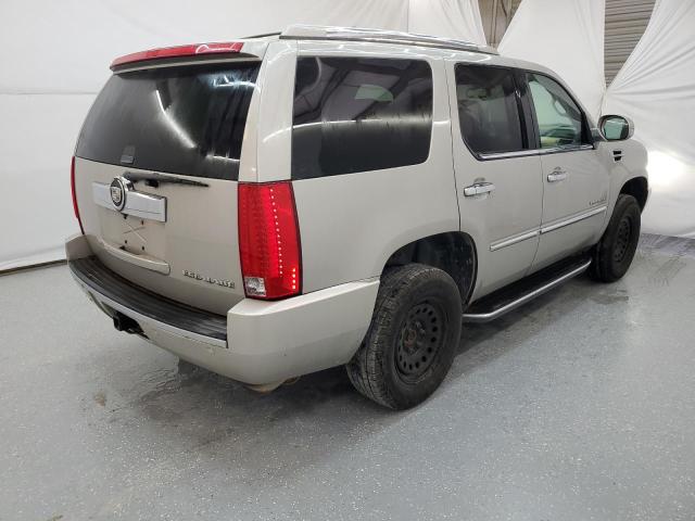 2008 Cadillac Escalade Luxury VIN: 1GYEC63878R231996 Lot: 52305844