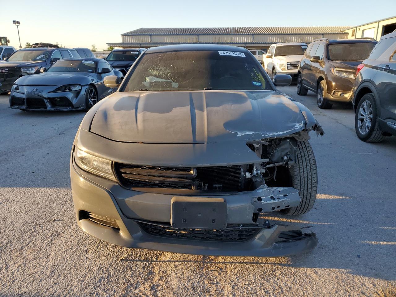 2C3CDXBG5KH674670 2019 Dodge Charger Sxt