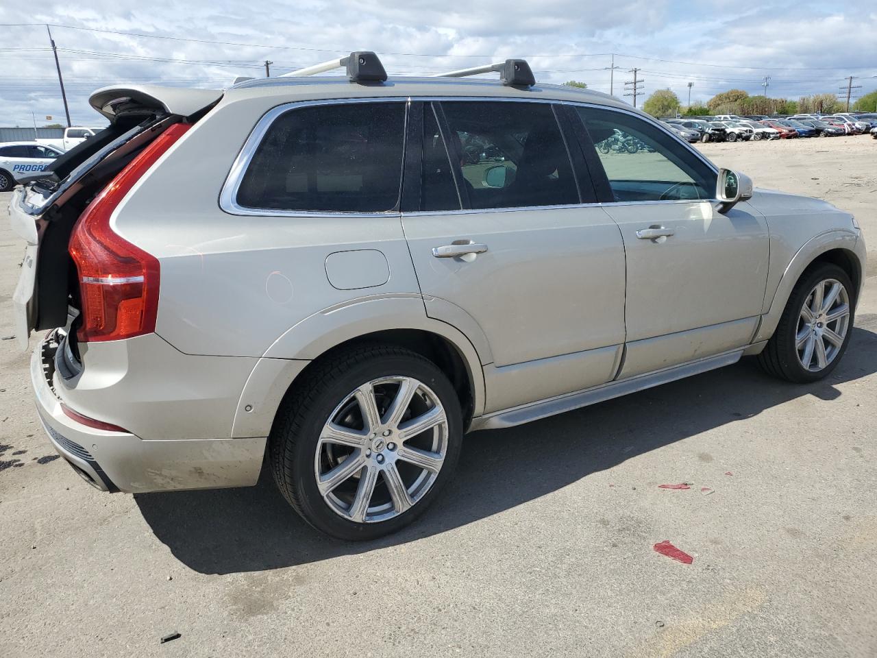 2016 Volvo Xc90 T6 vin: YV4A22PLXG1047208