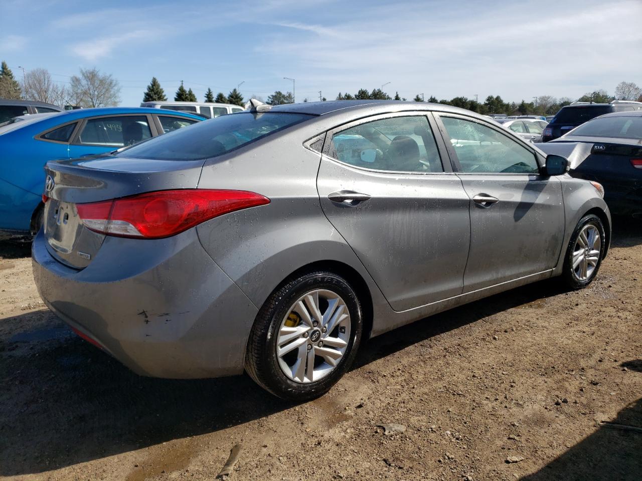 Lot #2558814874 2013 HYUNDAI ELANTRA GL