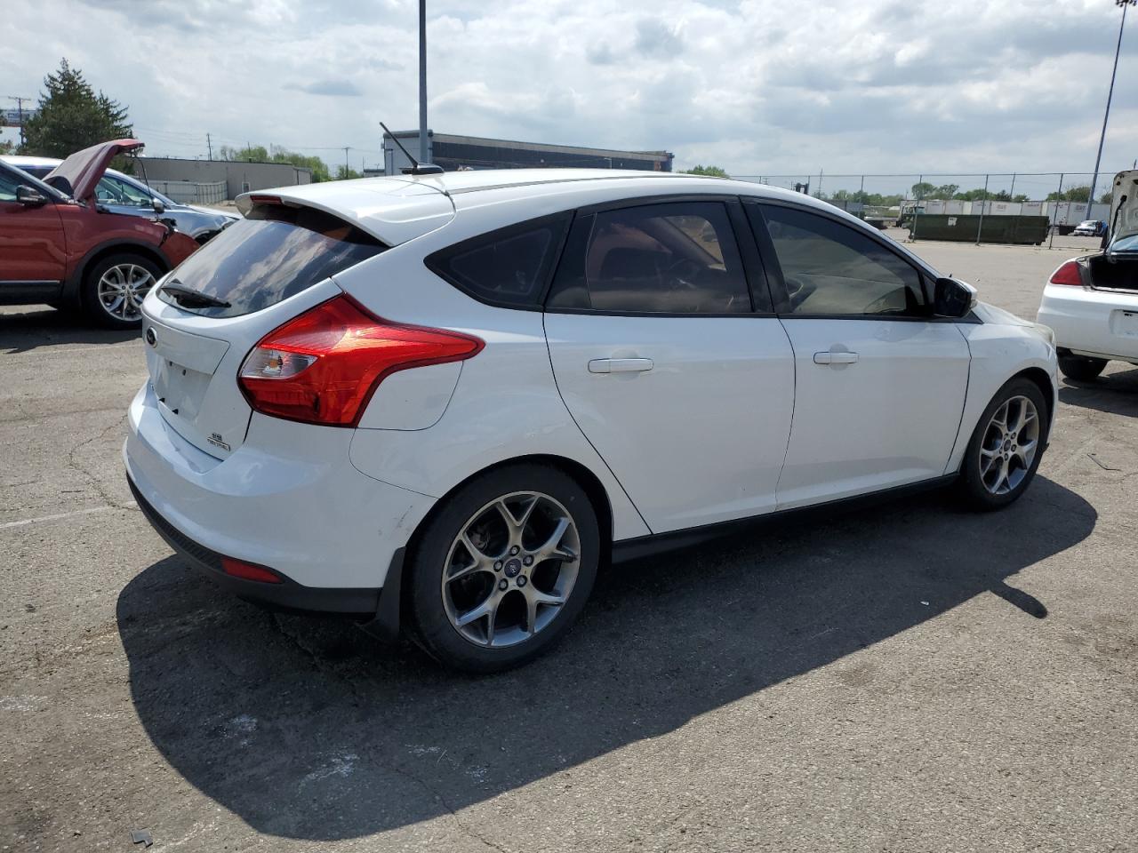 2014 Ford Focus Se vin: 1FADP3K28EL416872