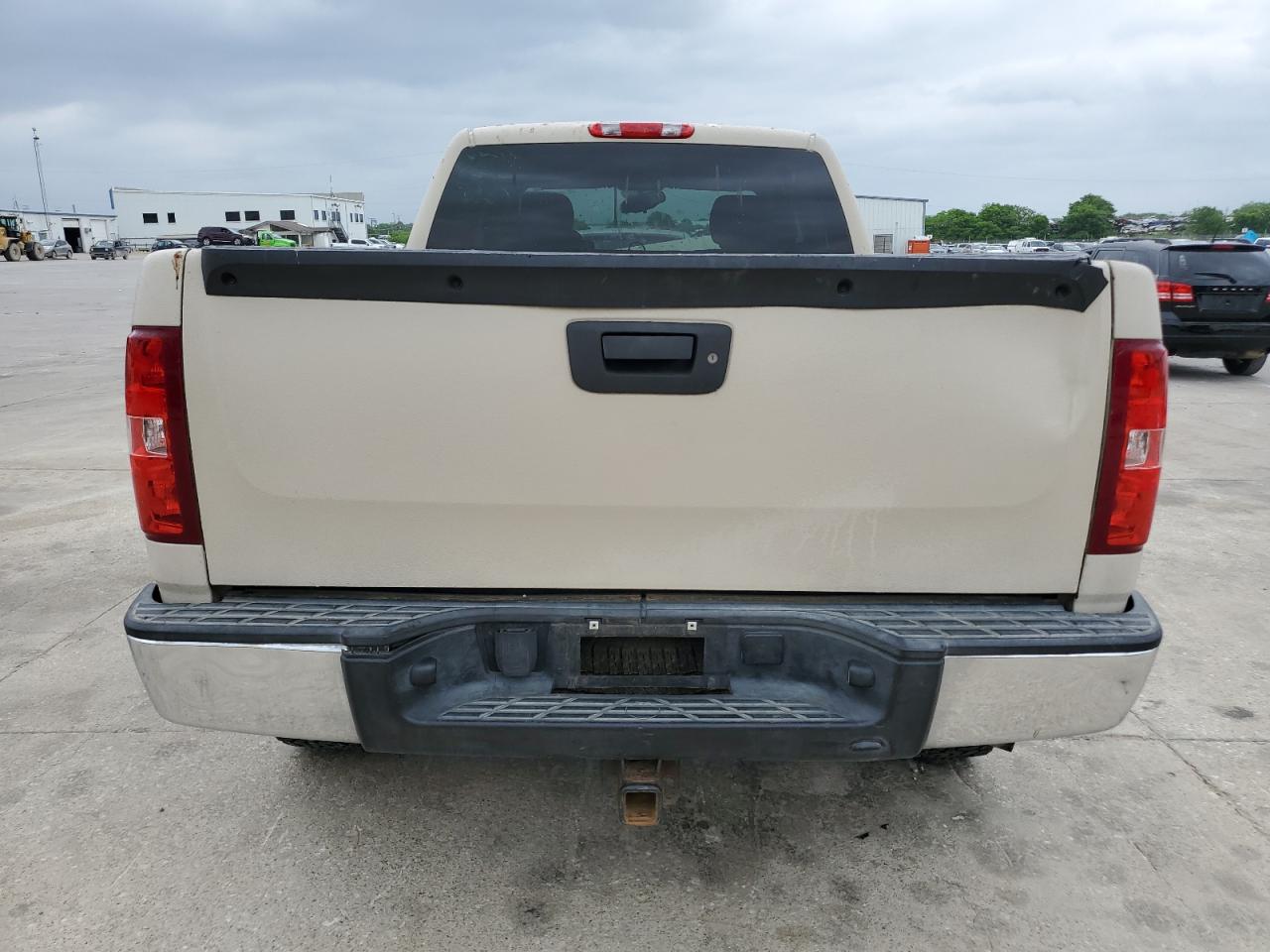 1GCSKSE32AZ206743 2010 Chevrolet Silverado K1500 Lt