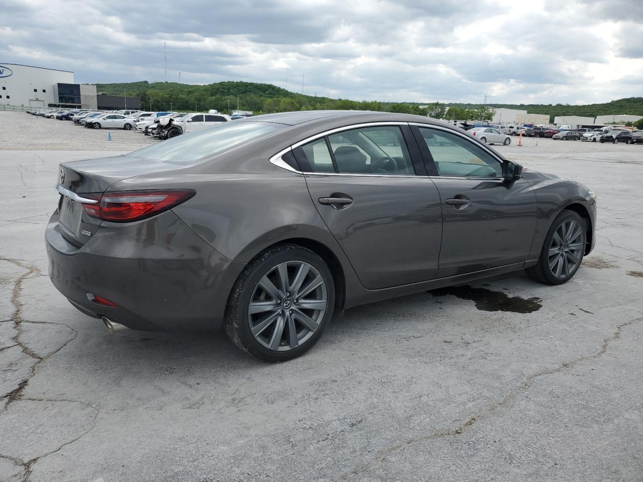 2018 Mazda 6 Touring vin: JM1GL1VM6J1335900