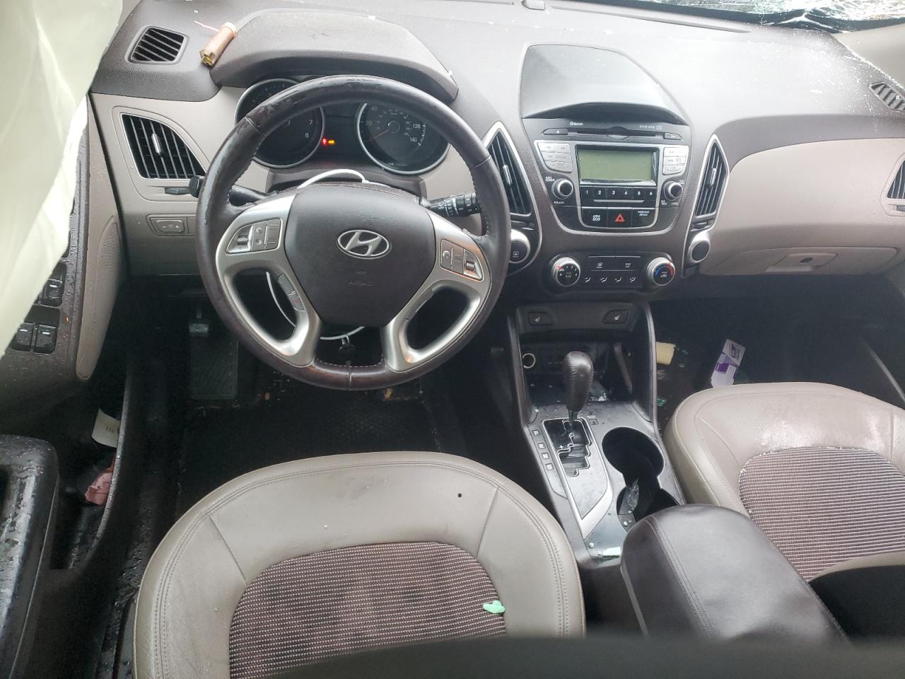 KM8JUCAC3CU395738 2012 Hyundai Tucson Gls