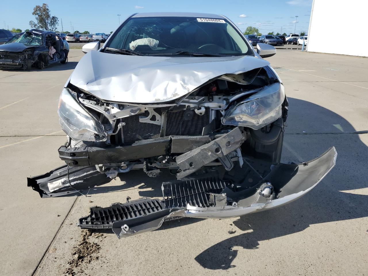 2T1BURHE3FC270484 2015 Toyota Corolla L