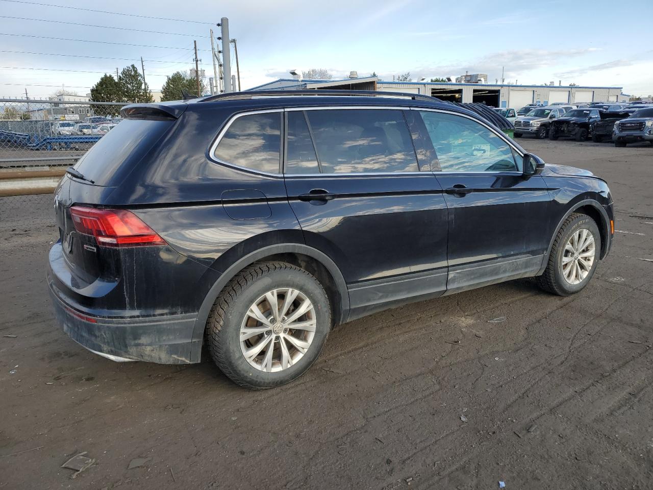 2019 Volkswagen Tiguan Se vin: 3VV2B7AX5KM074331