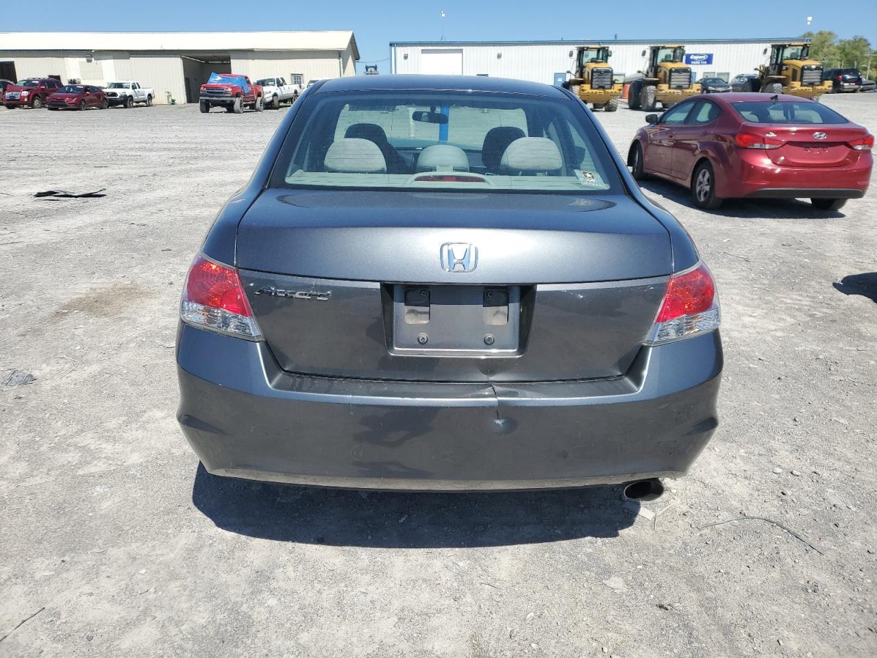 1HGCP2F47AA058666 2010 Honda Accord Lxp