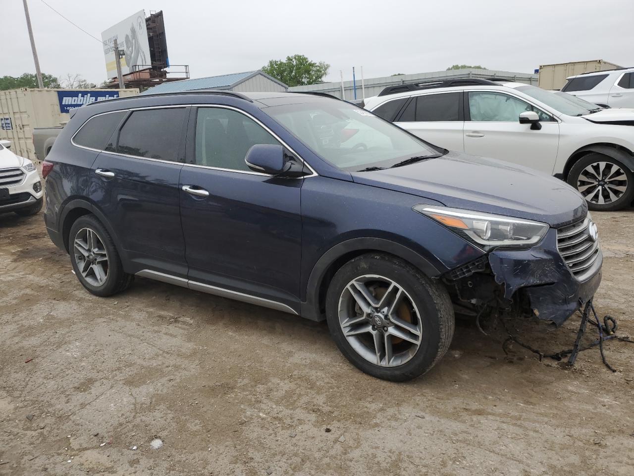 2017 Hyundai Santa Fe Se Ultimate vin: KM8SRDHF2HU192505