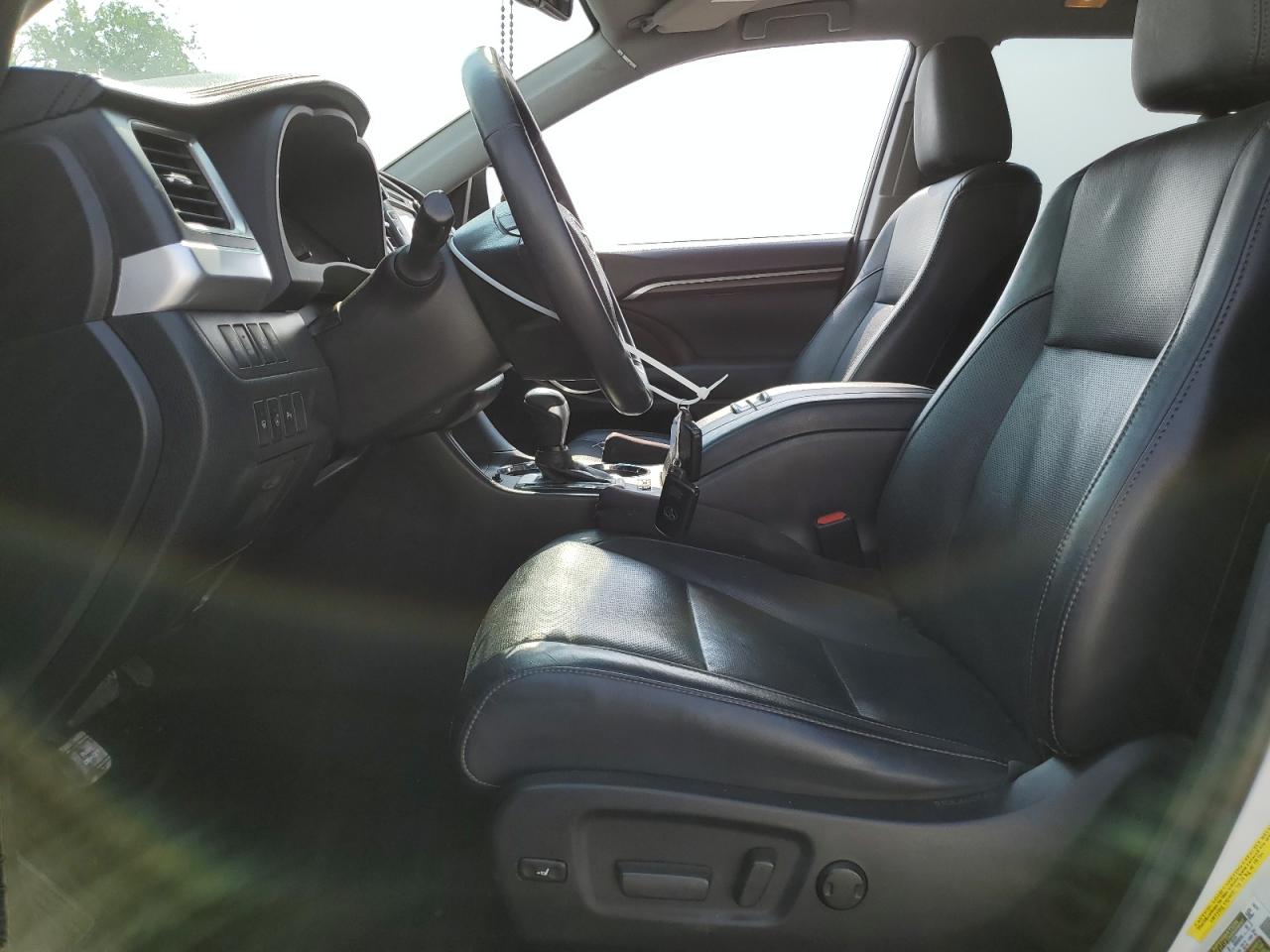 5TDDKRFH2FS190256 2015 Toyota Highlander Limited