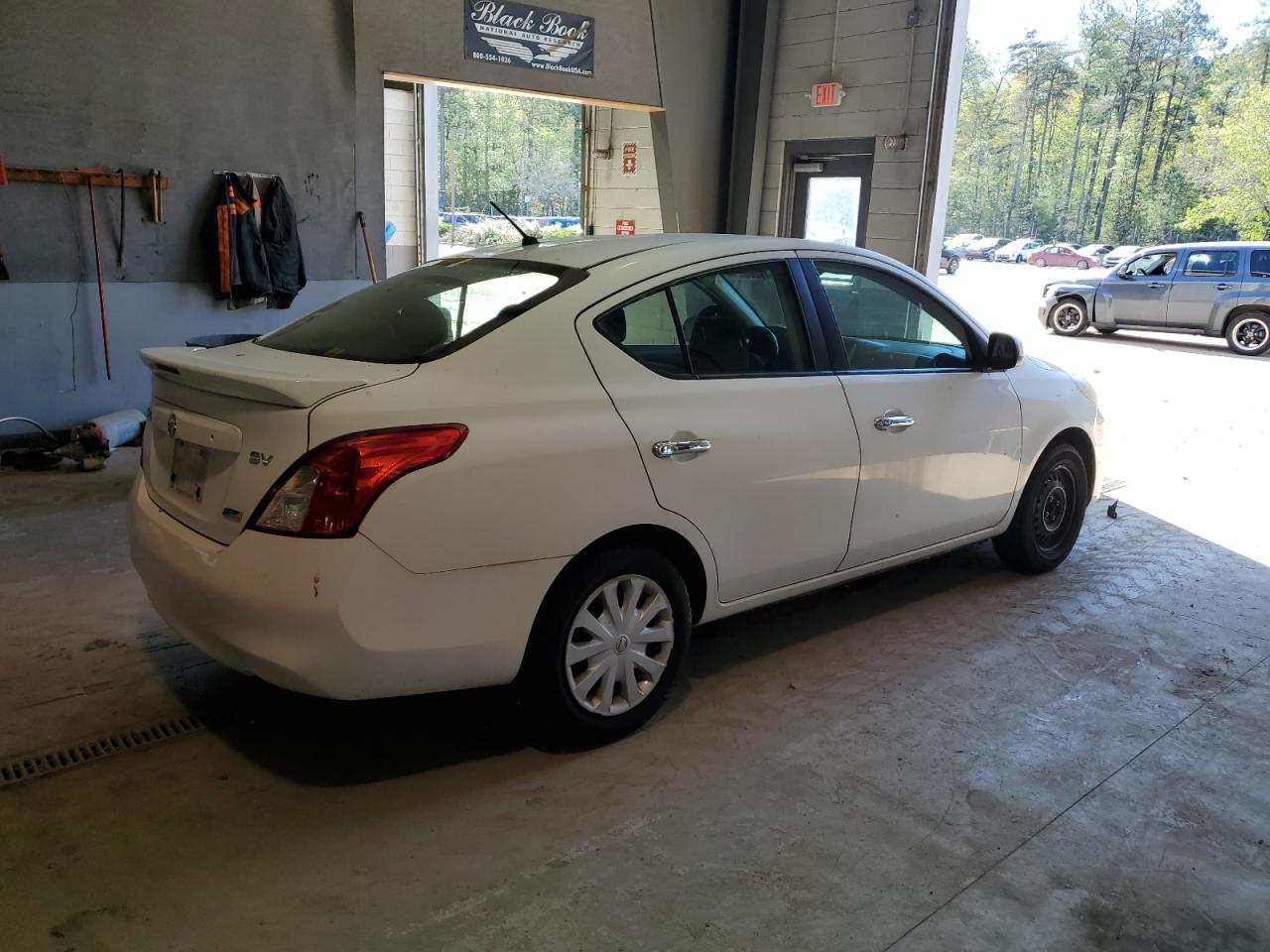 3N1CN7AP1DL880978 2013 Nissan Versa S