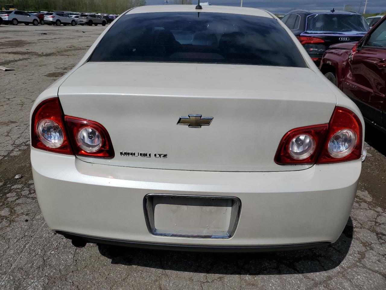 1G1ZE5EB2AF118283 2010 Chevrolet Malibu Ltz