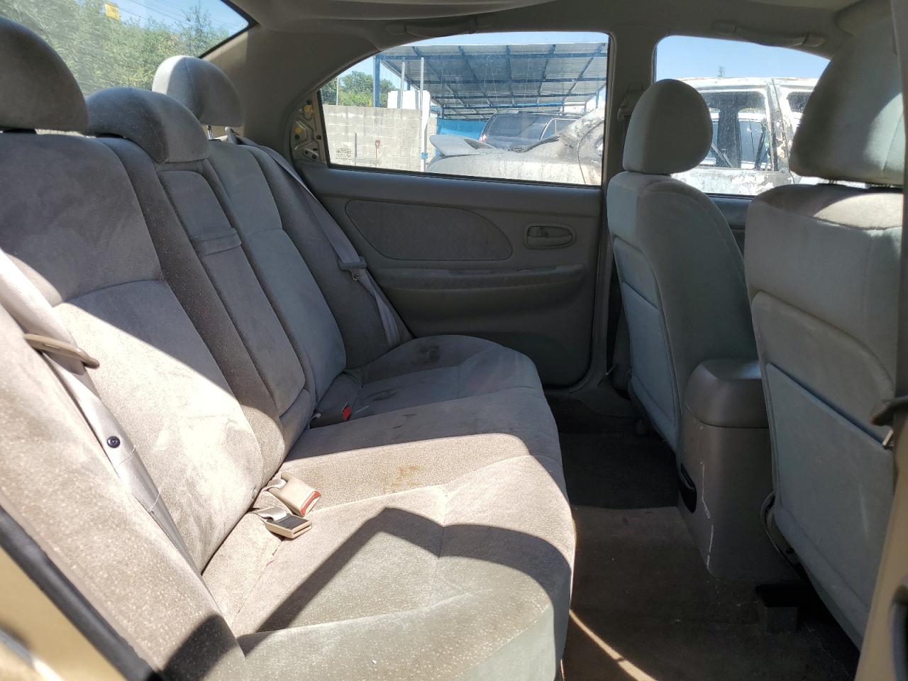 KNAGD126025106199 2002 Kia Optima Magentis