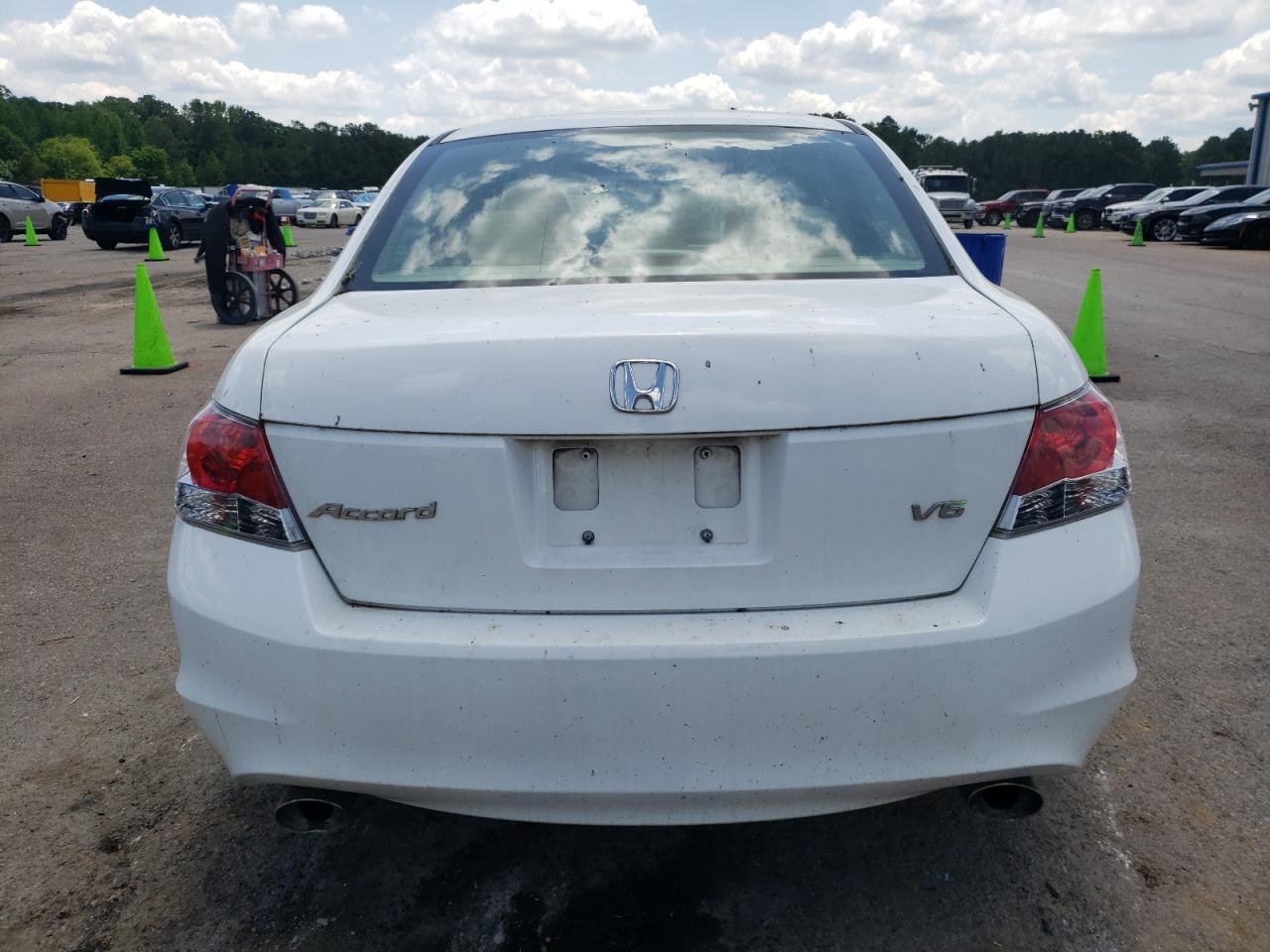 1HGCP3F72AA025381 2010 Honda Accord Ex