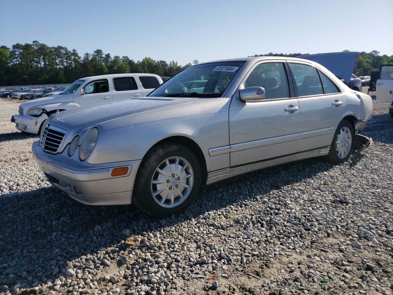 WDBJF65GXYA962662 2000 Mercedes-Benz E 320