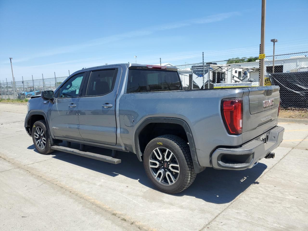 1GTU9EET1MZ412923 2021 GMC Sierra K1500 At4