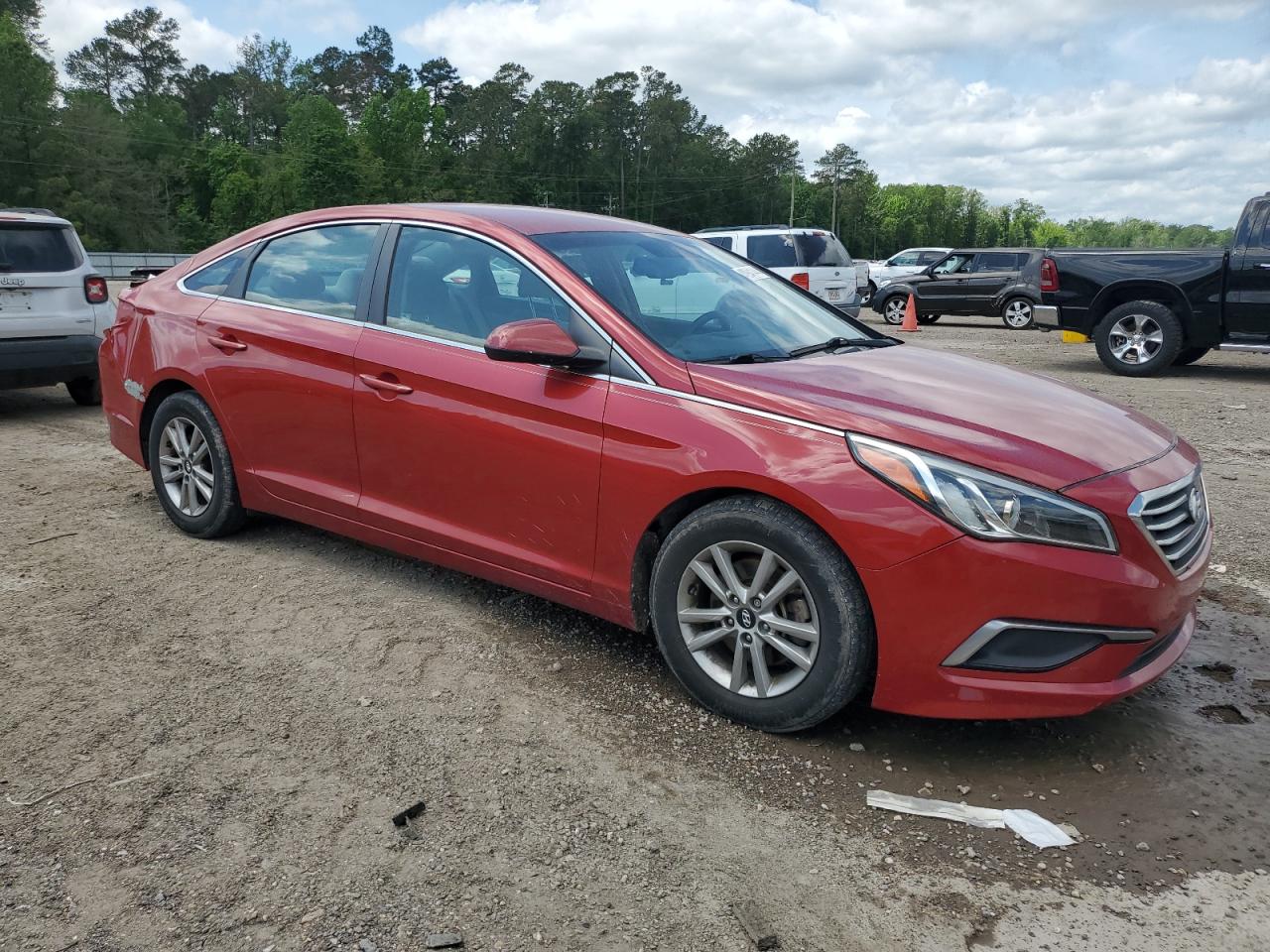 5NPE24AF0HH483093 2017 Hyundai Sonata Se