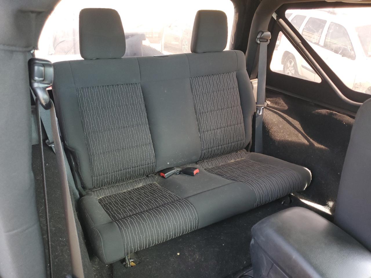 1J4AA2D18BL563034 2011 Jeep Wrangler Sport