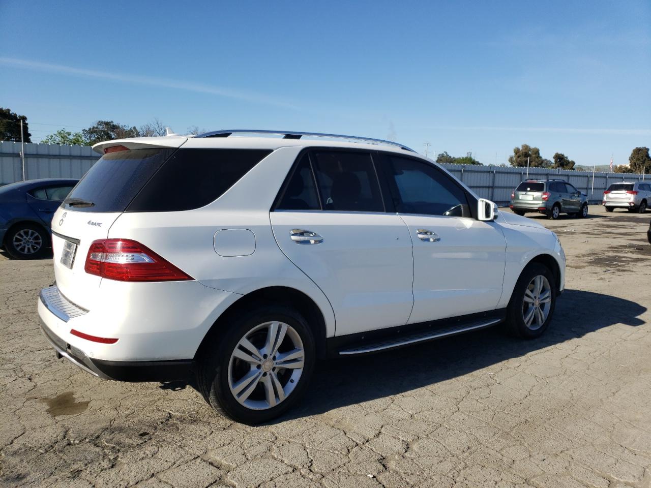 4JGDA5HB2EA353273 2014 Mercedes-Benz Ml 350 4Matic