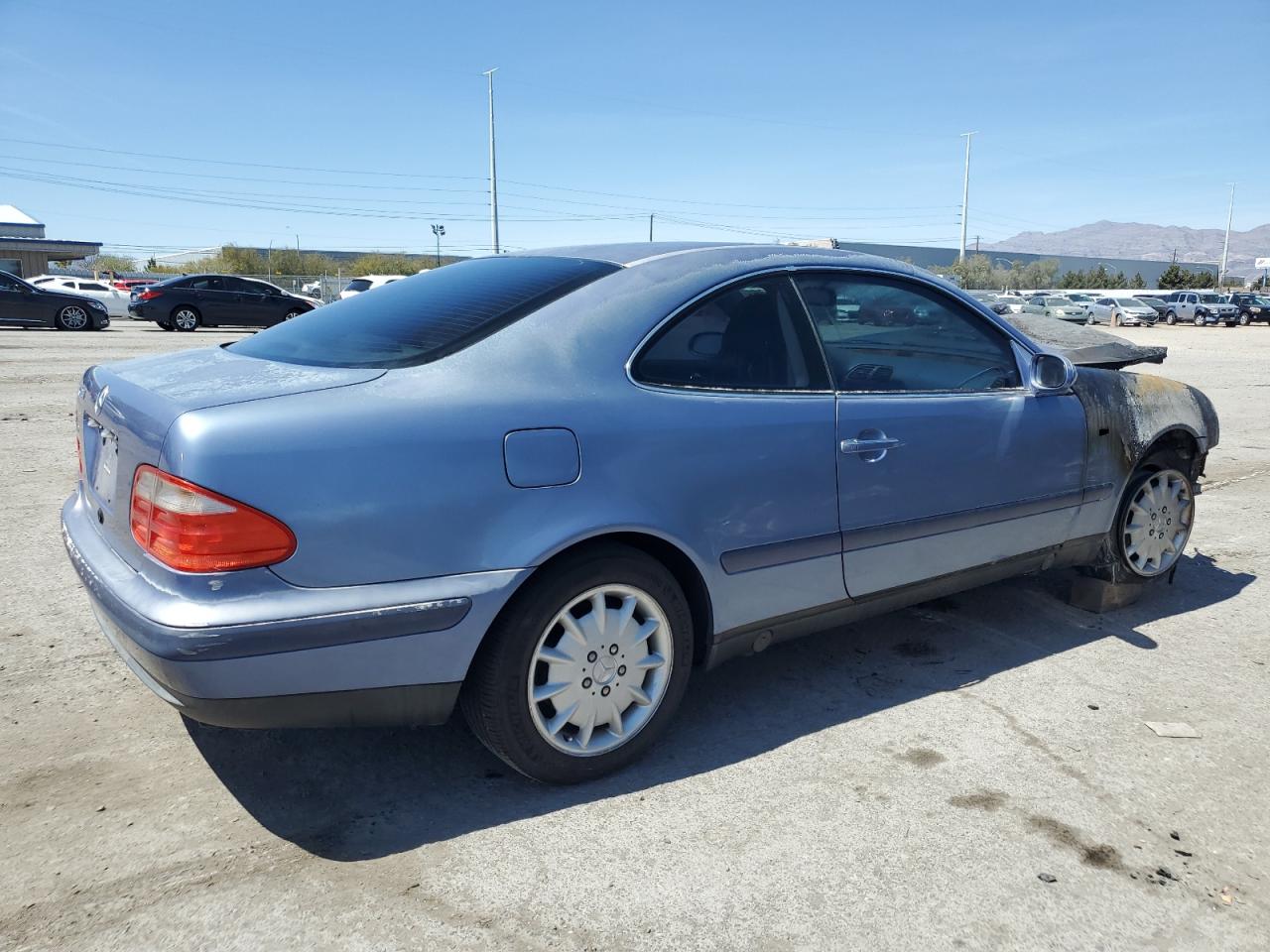 WDBLJ65G3WF041035 1998 Mercedes-Benz Clk 320