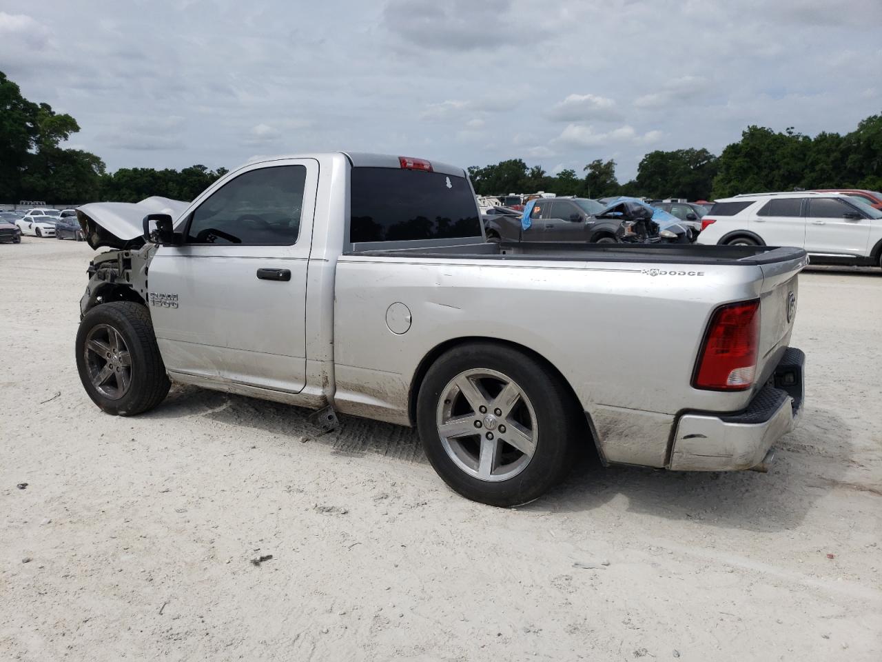 3C6JR6AT4DG504677 2013 Ram 1500 St