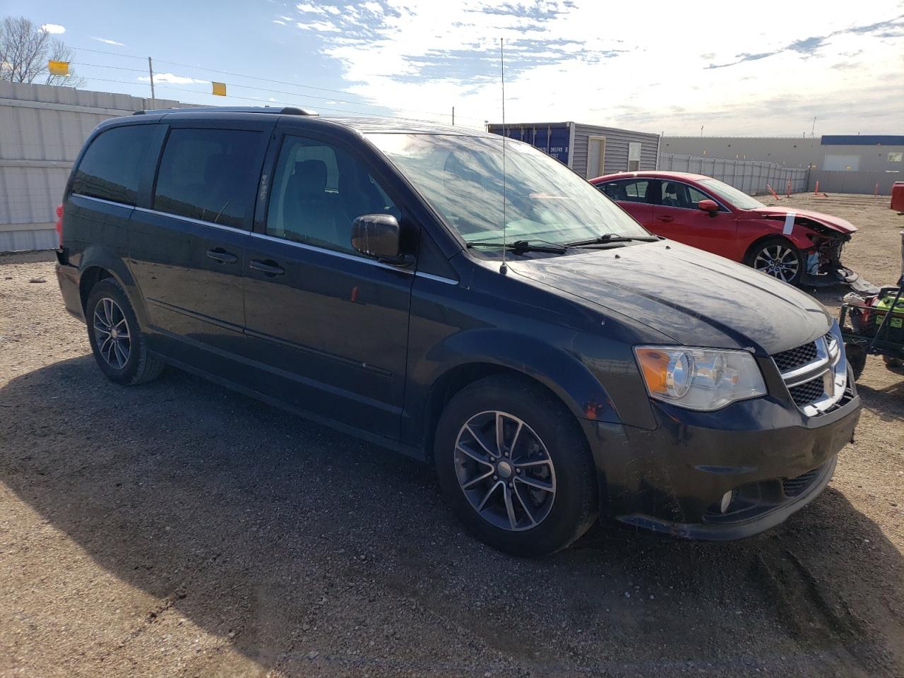 2C4RDGCG6HR749559 2017 Dodge Grand Caravan Sxt