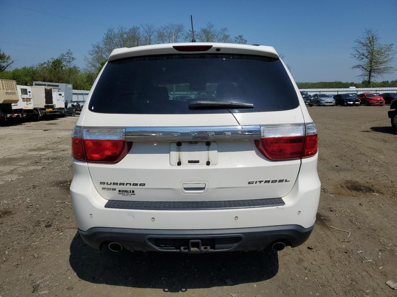 1D4SE5GT2BC638374 2011 Dodge Durango Citadel