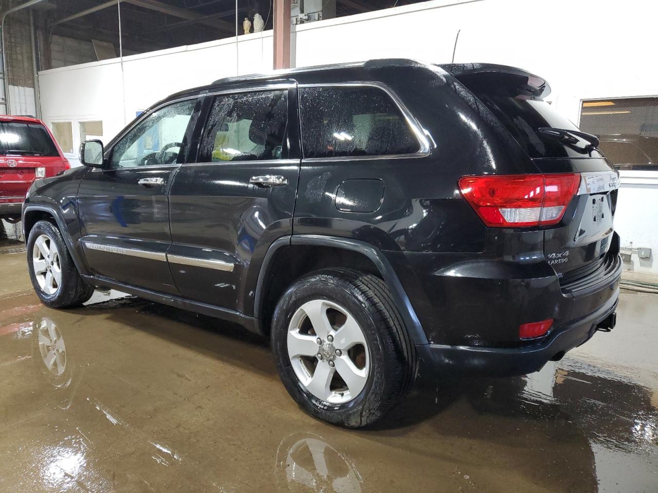 2013 Jeep Grand Cherokee Laredo vin: 1C4RJFAT3DC509942