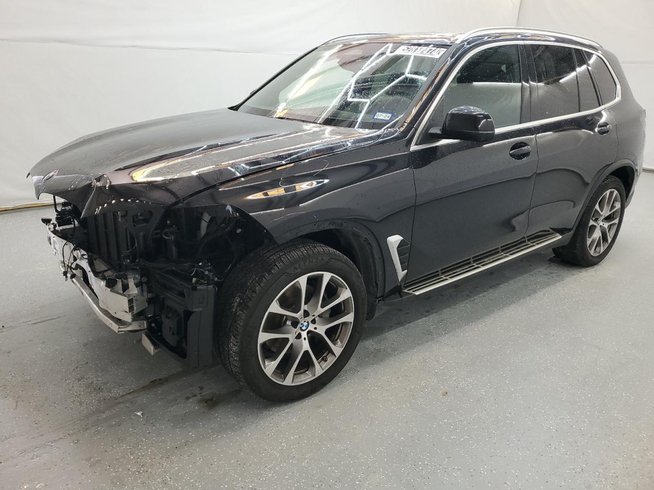 5UX23EU05R9T53896 2024 BMW X5 xDrive40I