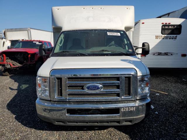 2019 Ford Econoline E350 Super Duty Cutaway Van VIN: 1FDWE3F61KDC41999 Lot: 52929144