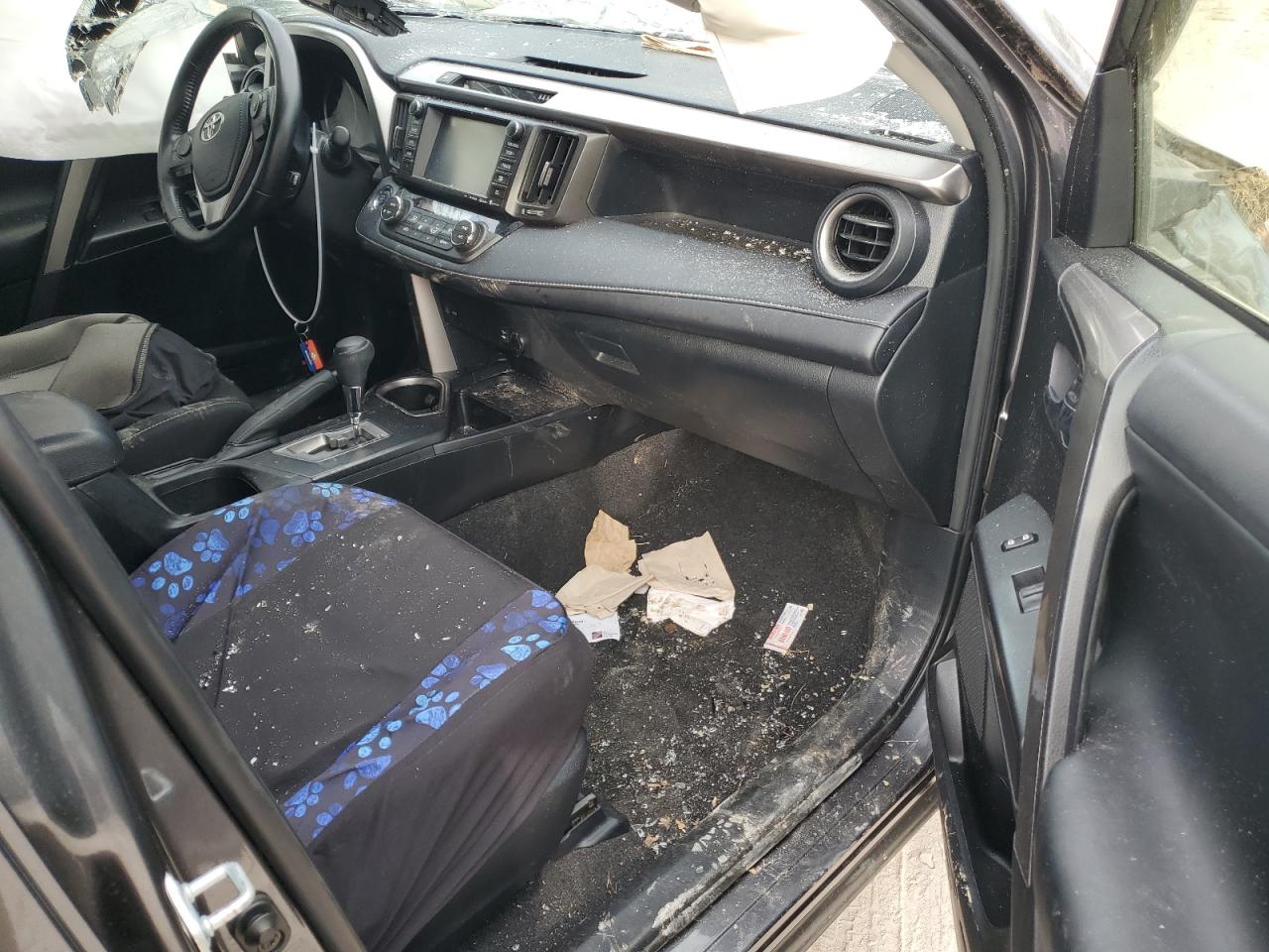 JTMRFREV9HD212981 2017 Toyota Rav4 Xle