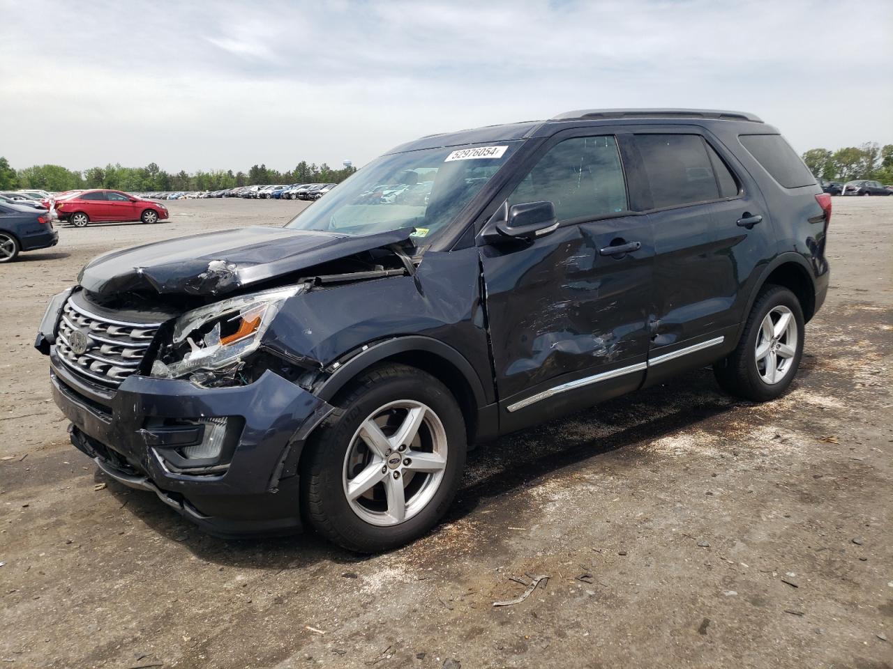 1FM5K8D82HGA52761 2017 Ford Explorer Xlt