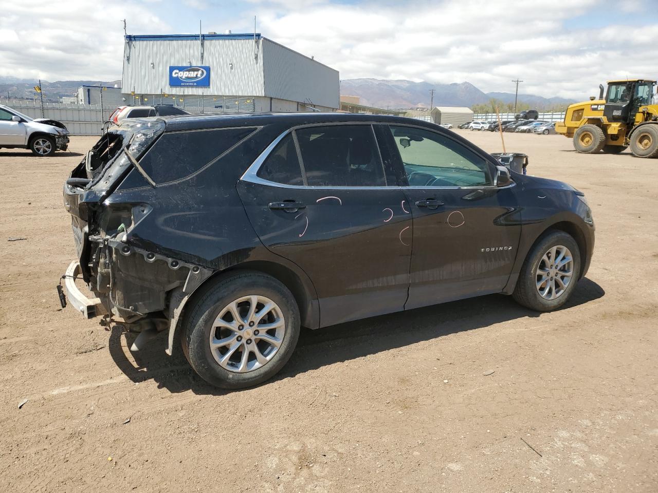 2GNAXJEV3J6300979 2018 Chevrolet Equinox Lt