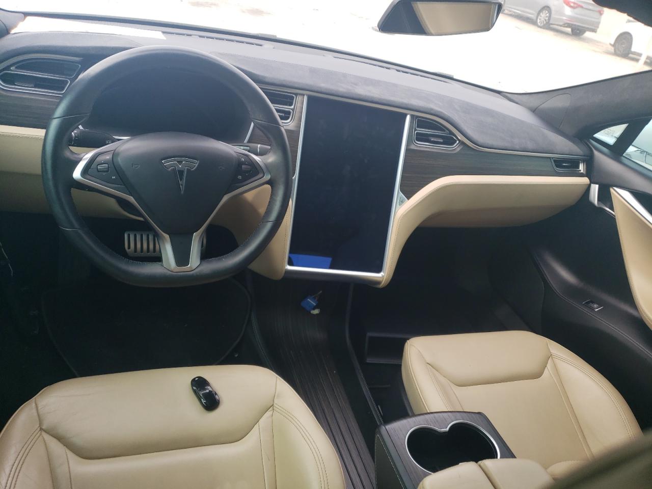 5YJSA1E4XFF111706 2015 Tesla Model S