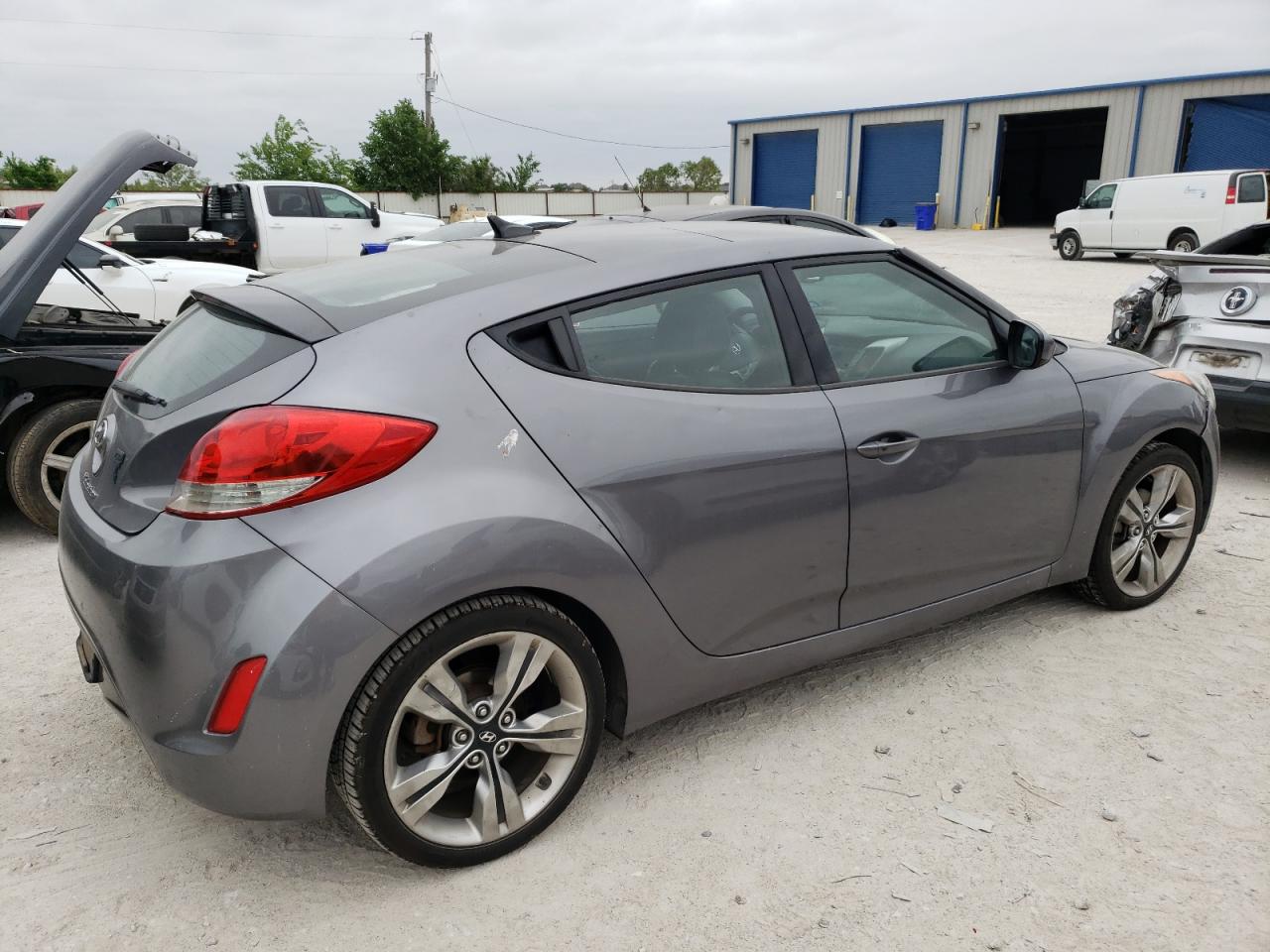 KMHTC6AD9CU040885 2012 Hyundai Veloster