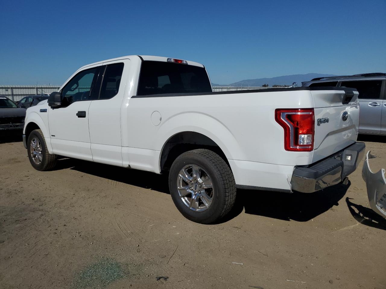 1FTEX1CP7GFB12351 2016 Ford F150 Super Cab