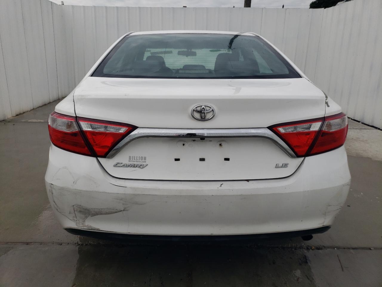 4T4BF1FK8GR575859 2016 Toyota Camry Le