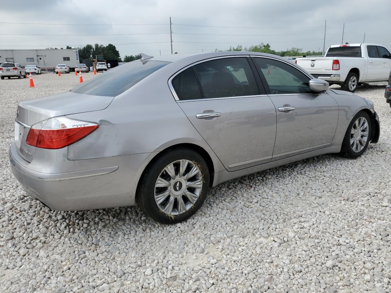 KMHGC4DE0BU116289 2011 Hyundai Genesis 3.8L