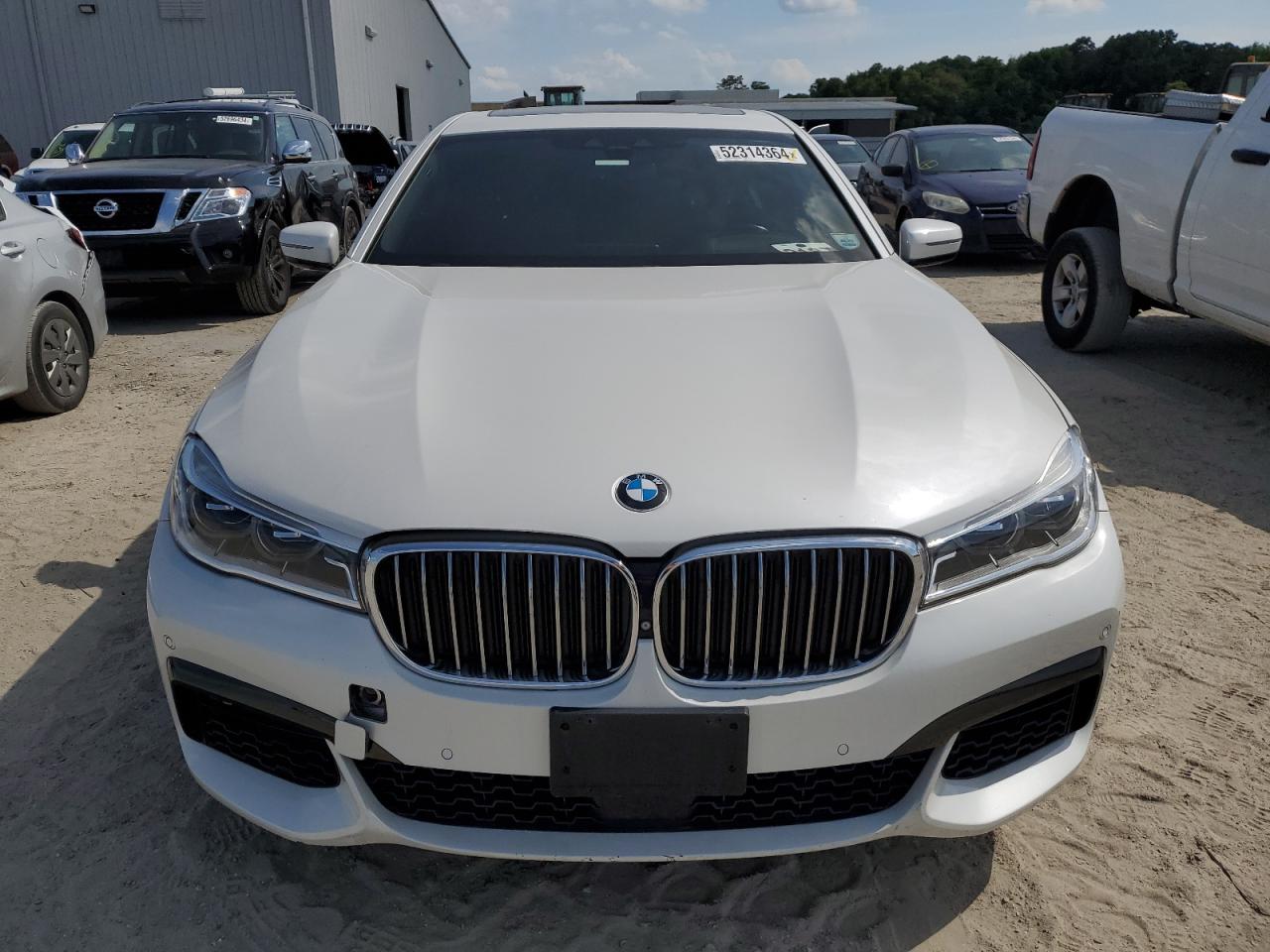 WBA7F2C59JG423651 2018 BMW 750 Xi