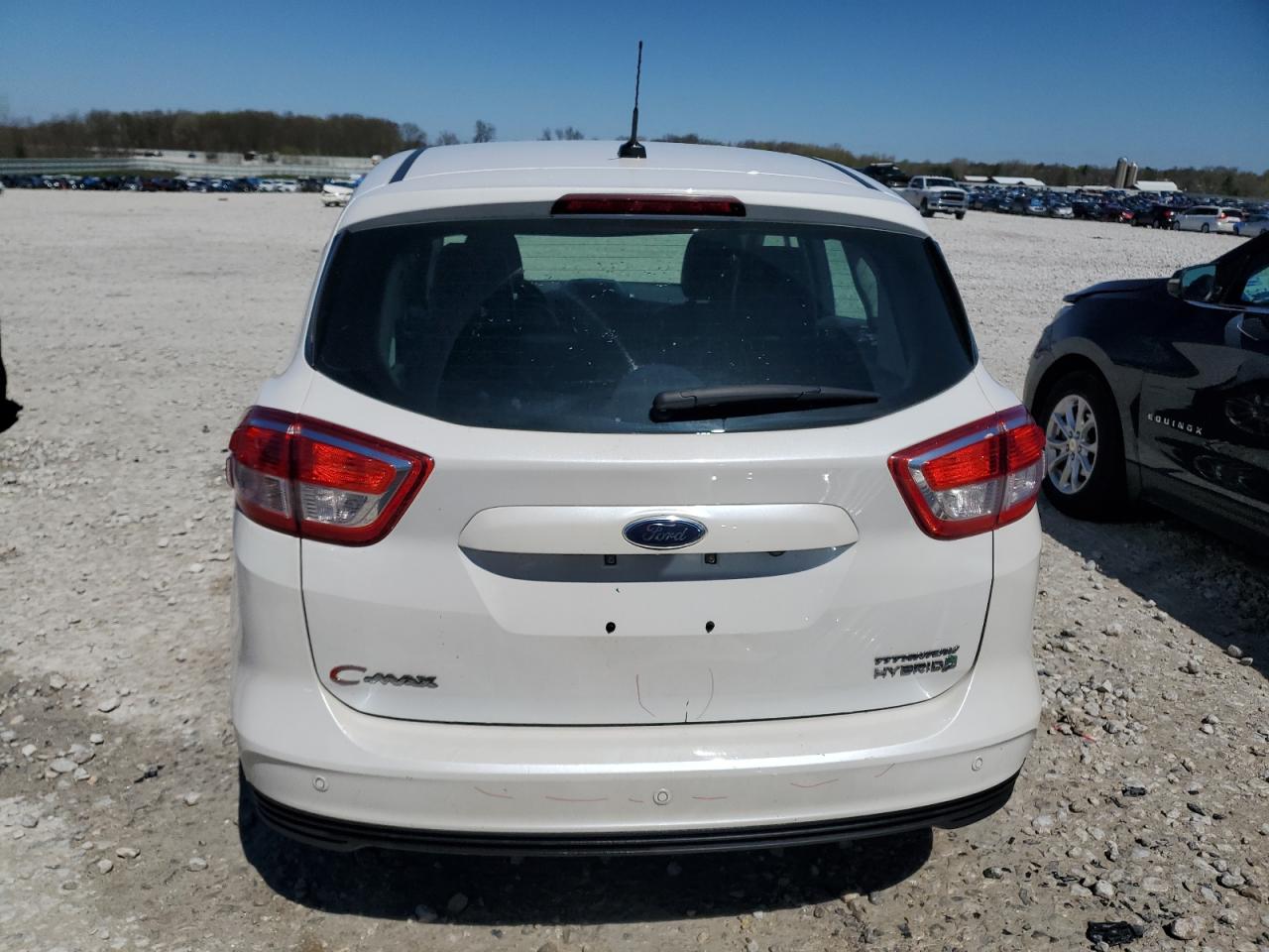 1FADP5DU0JL105375 2018 Ford C-Max Titanium