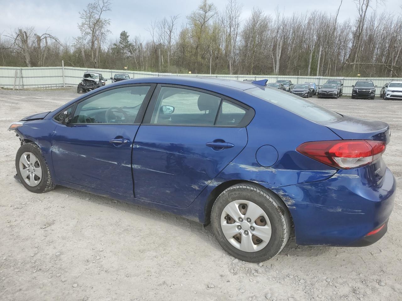 3KPFL4A77JE183815 2018 Kia Forte Lx