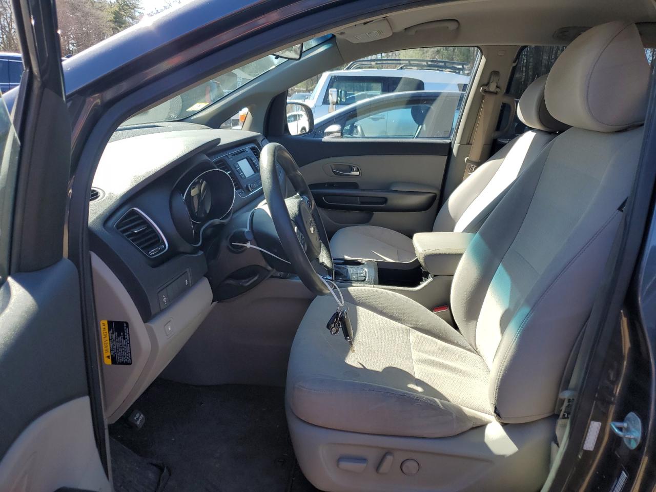 KNDMB5C13G6083217 2016 Kia Sedona Lx