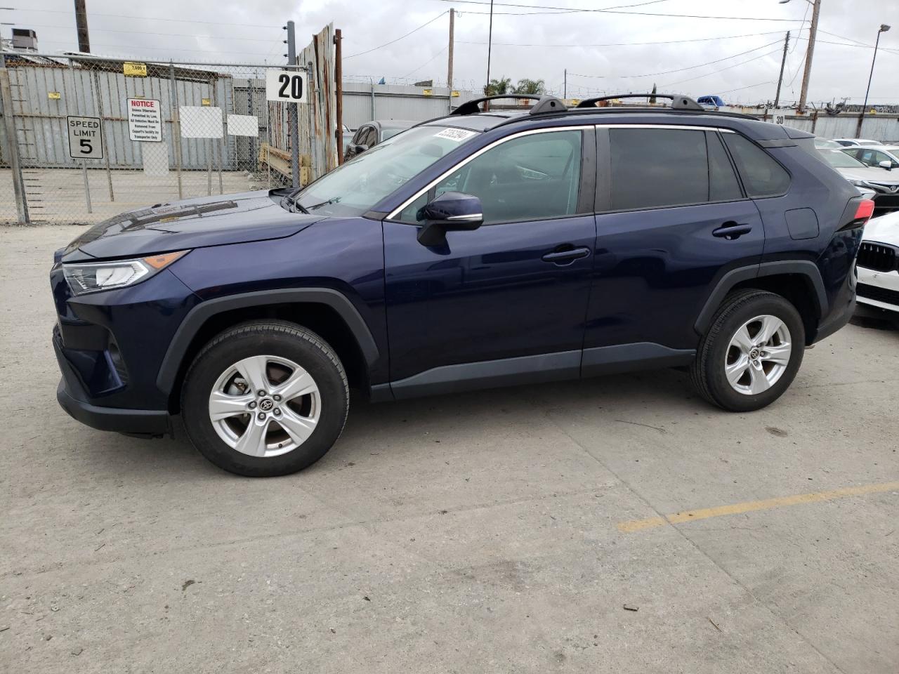 2021 Toyota Rav4 Xle vin: 2T3W1RFV4MW134431