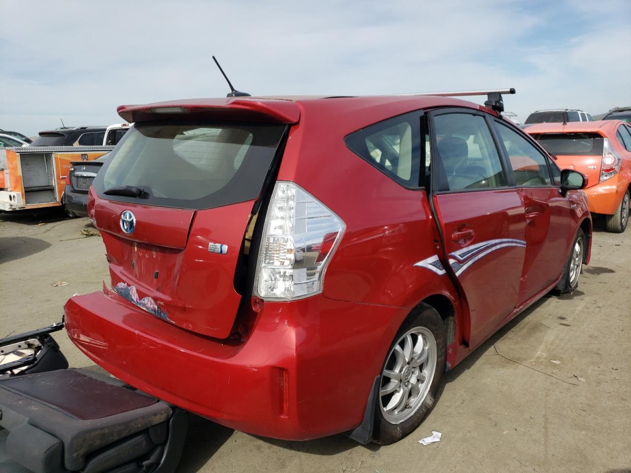 JTDZN3EU3E3361363 2014 Toyota Prius V