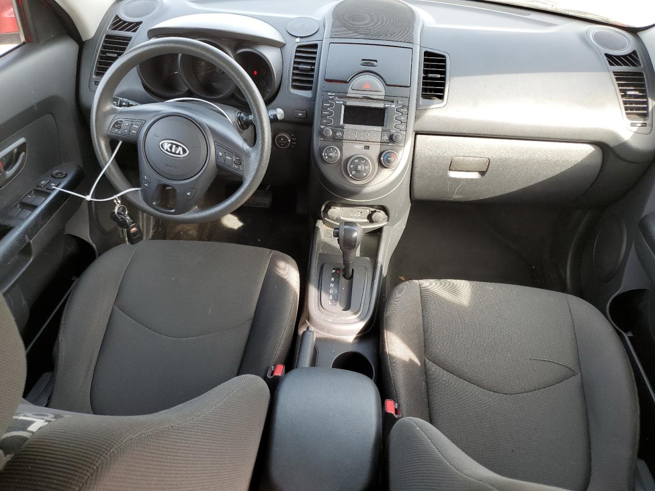 KNDJT2A29A7039234 2010 Kia Soul +
