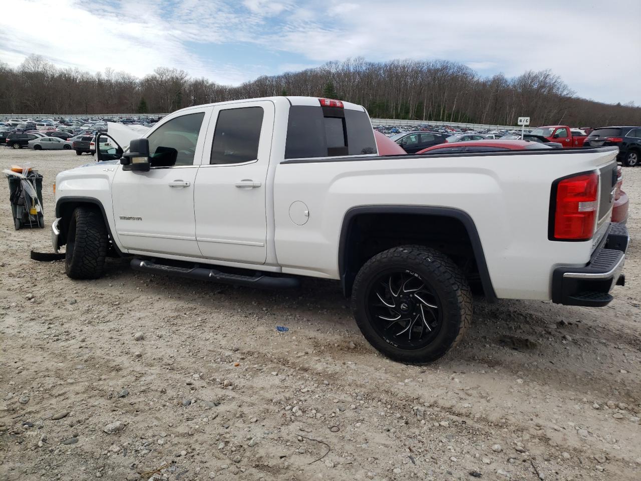 1GTV2UEC0FZ241040 2015 GMC Sierra K1500 Sle